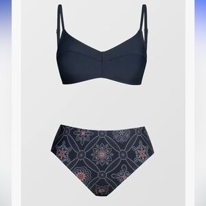 Chic Blue Patterned Bikini Set